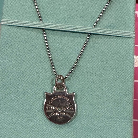 SOLD Discontinued Authentic Tiffany’s RTT Cat Charm with 20” beaded necklace - Picture 3 of 11